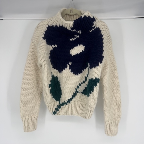 Maiami Intarsia Flower 100% Merino Wool Knit Chunky Pullover Sweater S/M NWT - Picture 1 of 10